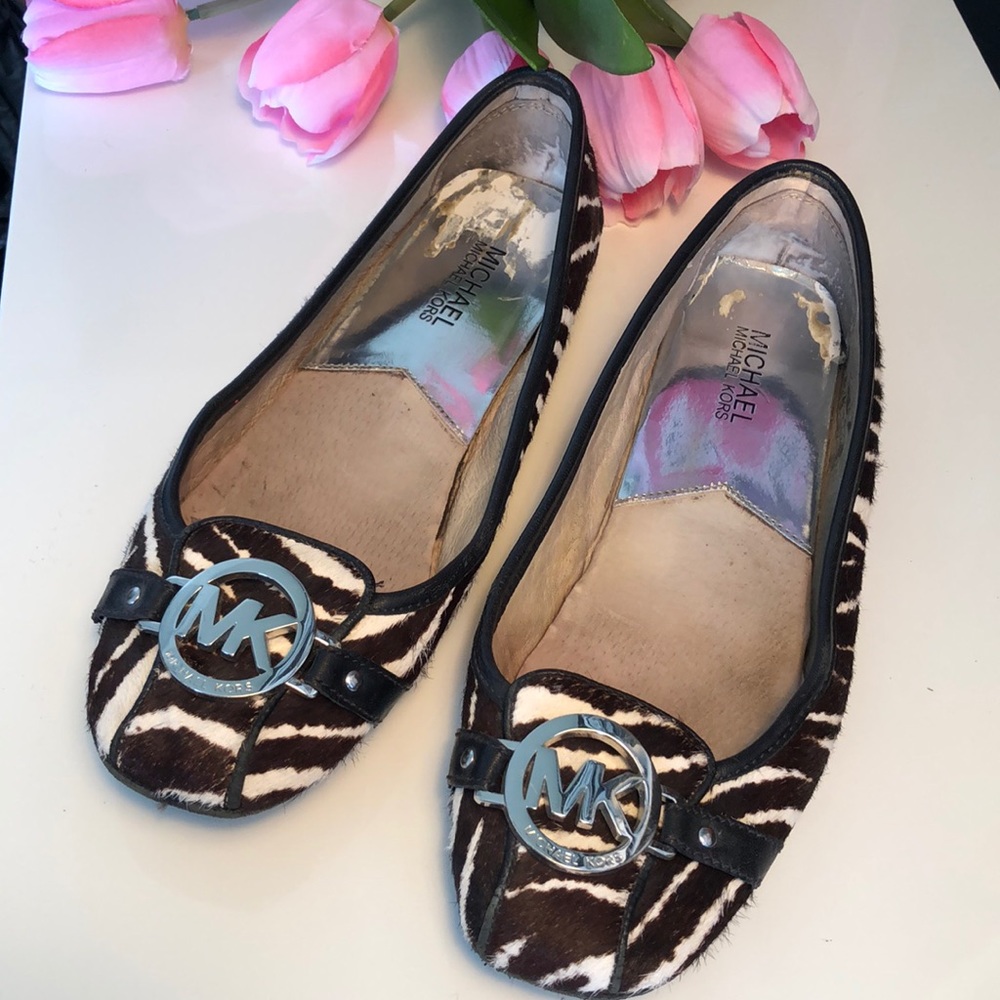 Michael Kors Flats Cowhide Zebra print size 9